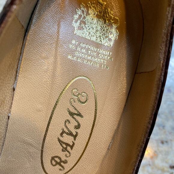 Rayne London $540 Vtg. EVITA Croc Leather Heels sz 9.5 NN (AA) EUC - Picture 7 of 13